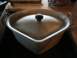 vintage Lifetime #1293 Aluminum odd shaped Pot with Lid