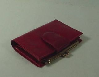 Ladies Buxton Red Leather Wallet w Original Box