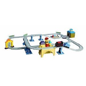 NIB Chuggington Interactive Steam Around Old Town Set With Puffer Pete