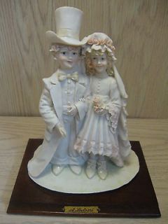 Arnart Series Figurine Boy & Girl Wedding Couple On Wood Base Belcari