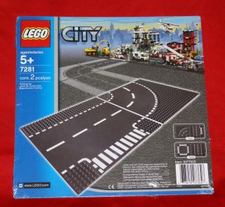   NEW   CITY T Junction and Curved   ROAD PLATES   LEGO CITY   2 PZS
