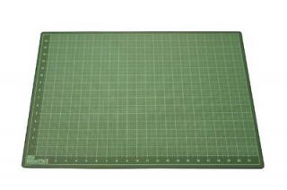 Uchida GM II Marvy Opaque Rotary Cutting Mat II Jade Green 18 Inch by