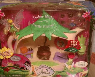 DISNEY TINKERBELL KETTLE KITCHEN WITH DOLL AND CD MIB LIGHTS UP