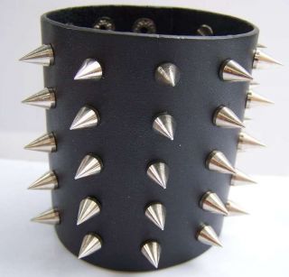 SPIKED LEATHER GAUNTLET WRISTBAND DEATH METAL GOTHIC
