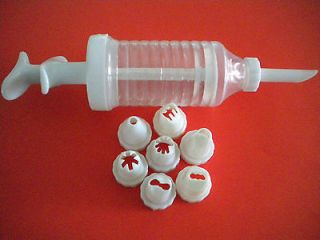 ICING SYRINGE WITH 8PC Moulds makes Icing cakes, cookies, pastries