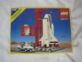 Lego SPACE SHUTTLE 1682 Set Classic Town w/ box astronaut 3 minifigs