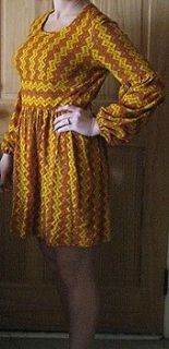 True Vintage 70s Hippie Print Boho Longsleeve Short Dress HALLOWEEN