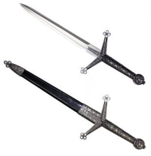 Scottish Claymore Dagger with stainless steel blade for wear with Kilt