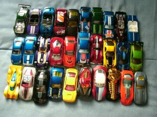 Lot of 30 Loose Hot Wheels Cars Chevy Ford