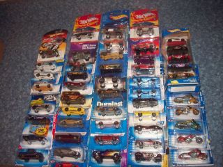 HOT WHEELS COLLECTION of 50 DIFFERENT MOC Holiday Shopping Blowout LOT