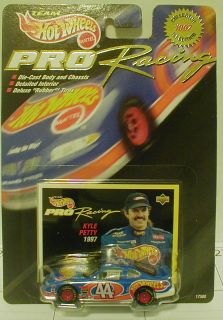 Hot Wheels Pro Racing 1997 Collector 1st Edition 44 Grand Prix Kyle