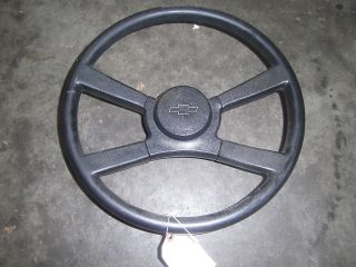 OEM Steering Wheel   88 90 Chevy Truck Suburban Blazer   Bowtie Horn