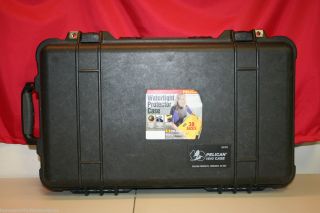 Pelican Watertight Protector Case 1510 w Wheels