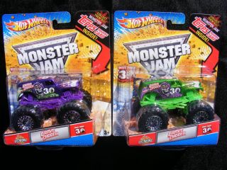 Hot Wheels Monster Jam GREEN and PURPLE Spectraflames GRAVE DIGGER
