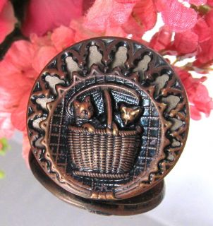 Large Victorian Picture Button  Kittens in A Basket R24