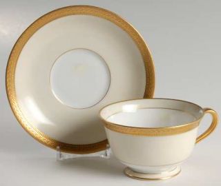 Noritake Crest Gold Footed Cup & Saucer Set, Fine China Dinnerware   Gold Encrus
