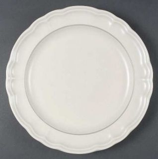 Pfaltzgraff Heirloom Dinner Plate, Fine China Dinnerware   Gray&White Flowers,Sc