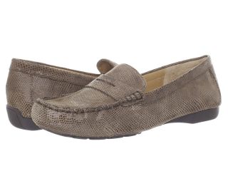 Naturalizer Lohan Womens Slip on Shoes (Taupe)