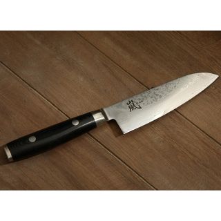 Yaxell Ran 5 inch Santoku Knife