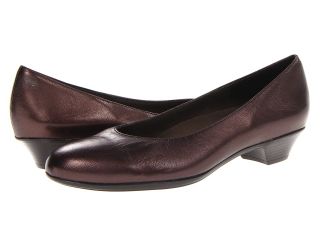 Munro American Meg Womens Flat Shoes (Bronze)