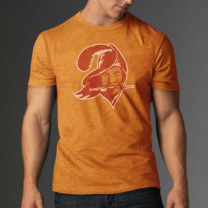 Tampa Bay Buccaneers 47 Brand NFL Logo Scrum T Shirt