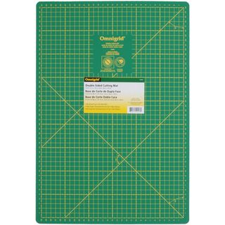 Omnigrid Double Sided Mat Inches/centimeters 12x18 30cm X 45cm