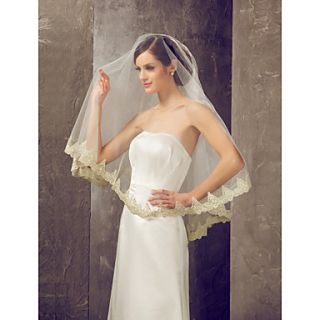 One tier Fingertip Wedding Veil With Applique Edge