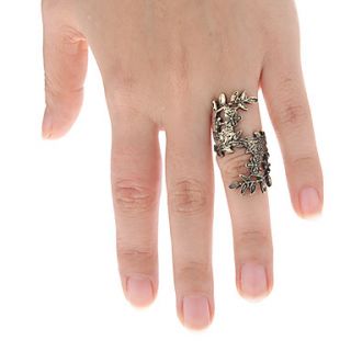 Vintage Palace Style Carving Flower Hollow Ring
