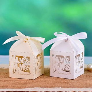 Bride Groom Cut out Favor Boxes   Set of 12(More Colors)
