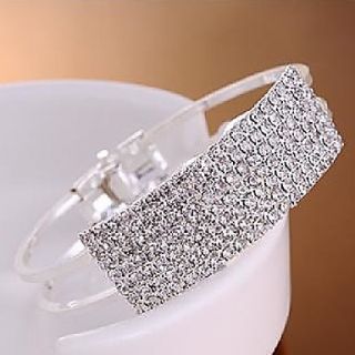 Shining Fashion Elegant Alloy Starry Diamond Bracelet (Silver)