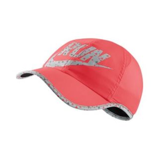 Nike Seasonal Featherlight Adjustable Hat   Laser Crimson