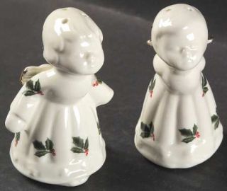 Baum Brothers Holly Figurine Salt and Pepper, Fine China Dinnerware   Formalitie